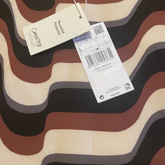 NWT: Mango Skirt (Size Large) - Picture 2 of 3